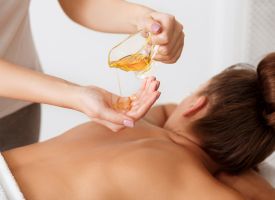 Seaweed and plant intense massage oil