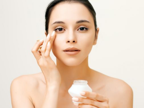 Sérum contour des yeux anti-poches et anti-cernes
